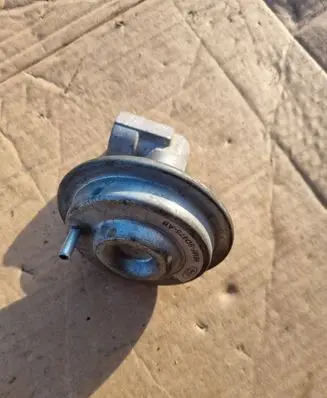 Ford Mondeo MK II EGR valve 96MF9D475AB