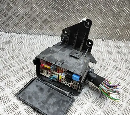 Ford Transit VII Fuse module KU5T14A003GA
