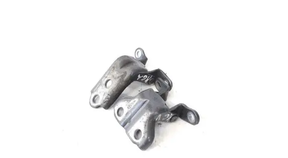 SsangYong Tivoli Rear door lower hinge