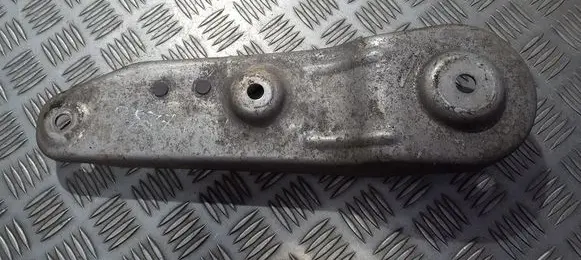 BMW 5 GT F07 Engine mounting bracket 3332677614903