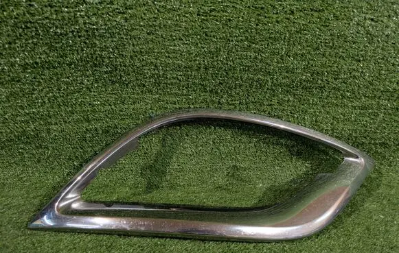 Renault Espace V (RFC) Front bumper splitter molding 2564383R