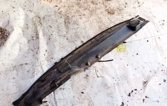 Ford Focus Wiper trim 4M51A01628A