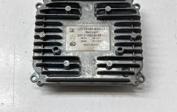 Citroen C5 Aircross Xenon control unit/module 5DF01195280