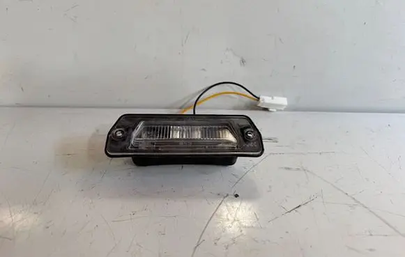 Maserati GranTurismo Number plate light