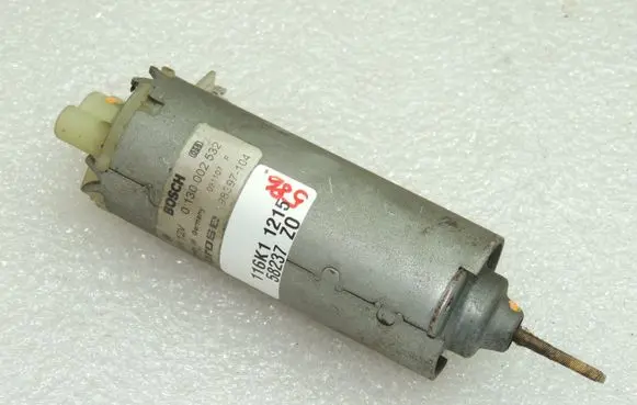 Volvo V70 Seat adjustment motor 8621418 0130002532