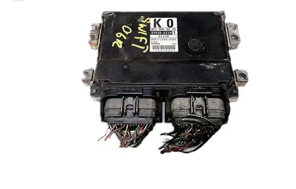 Suzuki Swift I Engine control unit/module 33920-62J01