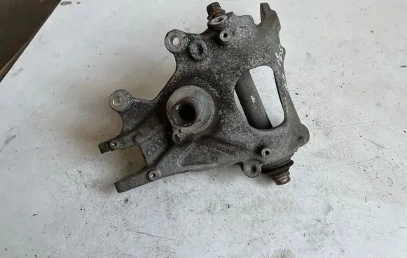 Audi A4 S4 B8 8K Rear wheel hub 8K0505436R
