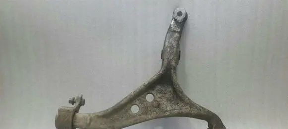 Mercedes-Benz ML W166 Front lower control arm/wishbone A1663300107