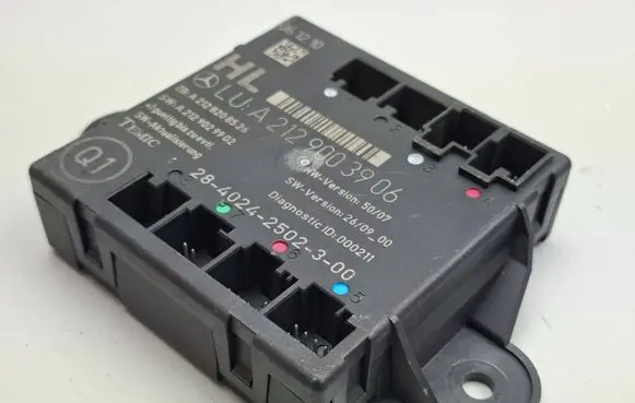 Mercedes-Benz E W212 Door control unit/module A2129003906 A2128208526 A2129029902