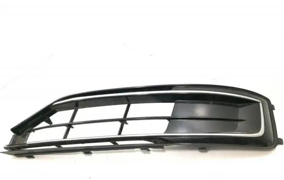 Audi A8 S8 D4 4H Front fog light trim/grill 4H0807679R 4H0807679S