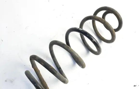 Audi A5 8T 8F Rear coil spring T581476