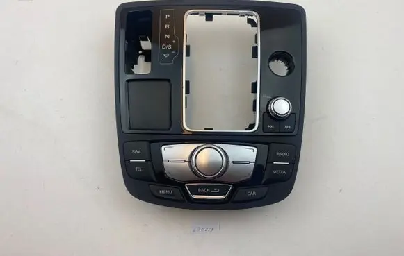 Head unit multimedia control