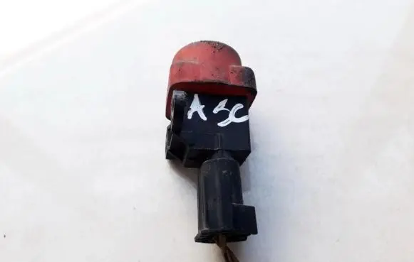 Renault Megane I Fuel cut-off switch 