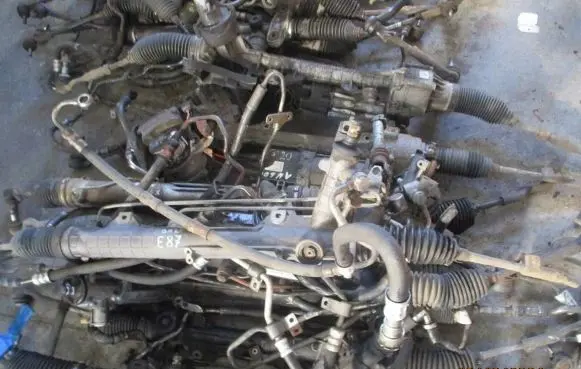 BMW 1 E81 E87 Steering rack