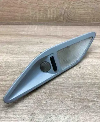 BMW 5 E39 Rear seat light 8363611