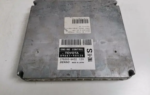 Lexus RX 330 - 350 - 400H Engine control unit/module 89661-48530