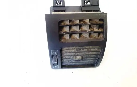 Volkswagen Touran I Dash center air vent grill 1t0819704a