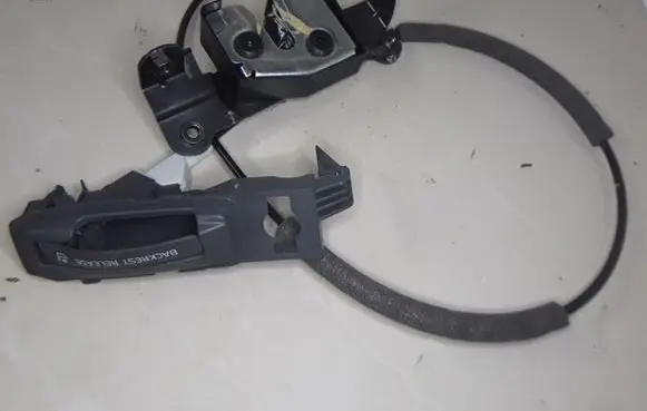 Volvo S60 Seat back rest lock catch 9188721 4460104