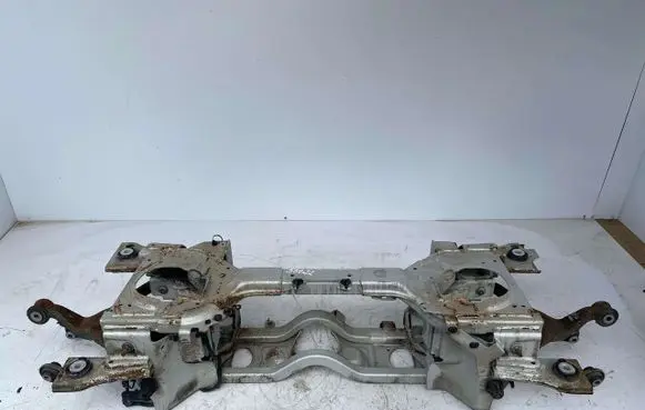 Peugeot 3008 II Rear subframe 9838006380