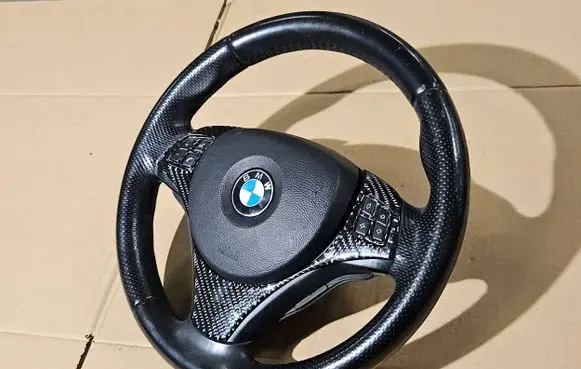BMW 1 E82 E88 Steering wheel 7839076 3369E871L 306646299239A