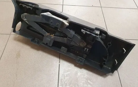 Mercedes-Benz E W212 Tool set A2128990314