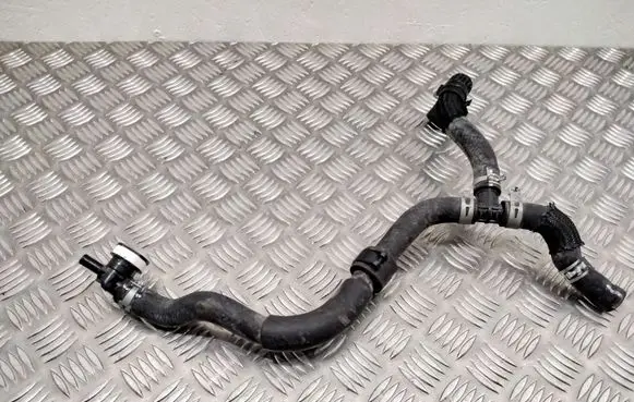 Lexus RX 450H Engine coolant pipe/hose