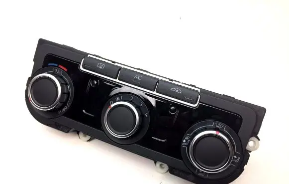 Volkswagen Golf VI Climate control unit 3C8907336M