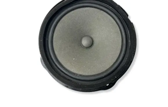 Audi A3 S3 8V Front door speaker 8V0035415D 67881