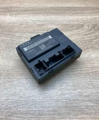 Audi Q7 4L Door control unit/module 4L0907290 4L0910290