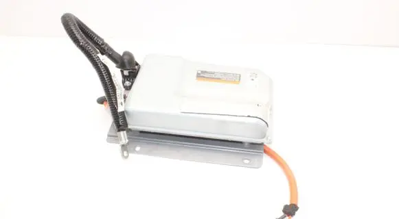 Nissan X-Trail T33 Voltage converter inverter 292A06UM1AT