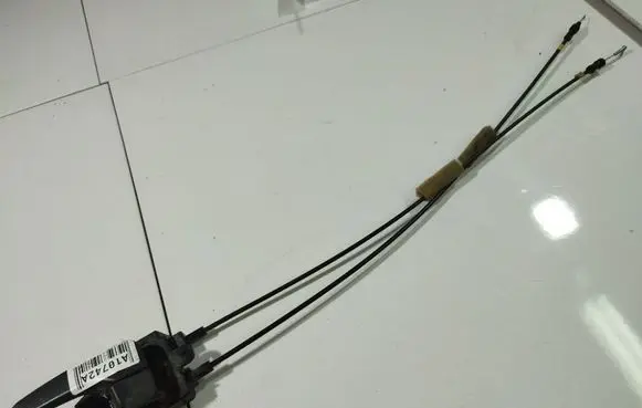 Mitsubishi Lancer X Front door interior handle MN105359