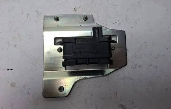 BMW 3 E92 E93 ESP acceleration yaw rate sensor 6762769 10170103253 SC300C020121