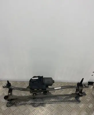 Audi A6 C7 Front wiper linkage and motor 4G1955023A 4G1955119