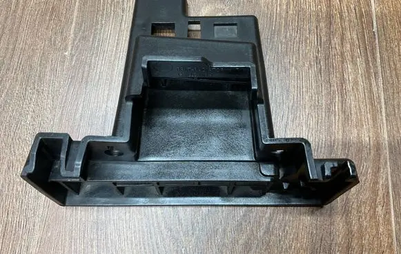 KIA Sportage Front bumper mounting bracket 86358R2000