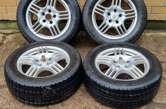 Volkswagen Touareg I R18 alloy rim 7L5601025A