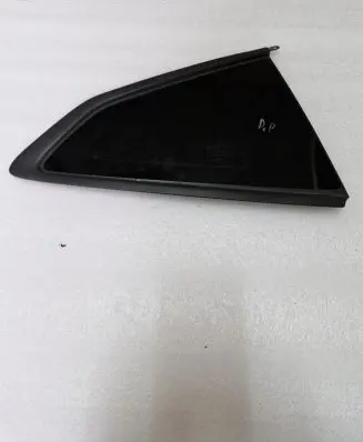 Chevrolet Camaro Rear side window 84145006