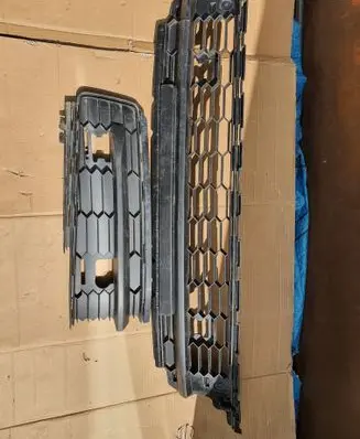 Skoda Kodiaq Front bumper lower grill 565853677E 565807368
