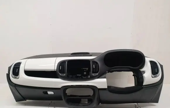 Fiat 500L Dashboard
