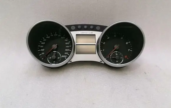 Mercedes-Benz ML AMG W164 Speedometer (instrument cluster) A2515401448