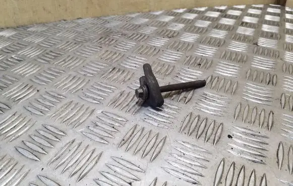 Renault Trafic II (X83) Fuel Injector clamp holder