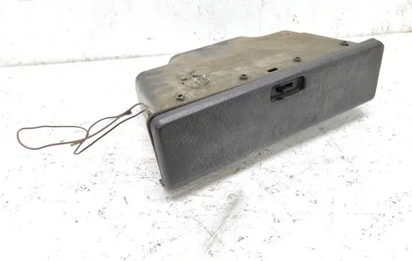 Volvo 340 - 360 Glove box