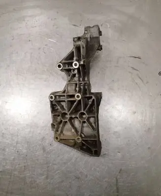 Mitsubishi Outlander Generator/alternator bracket 03G903143