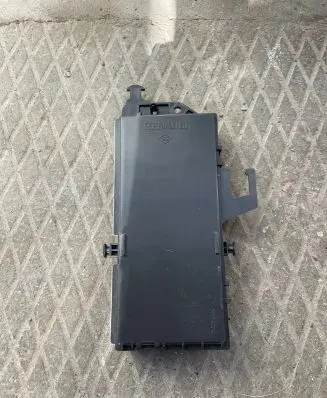 Renault Espace - Grand espace IV Comfort/convenience module 8200427761A 28040328A