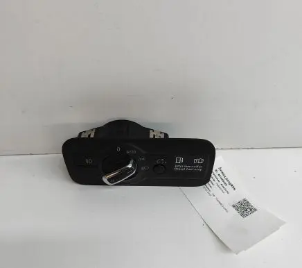 Volkswagen Touareg II Light switch 7P6941431E