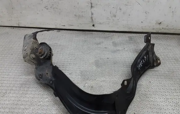 Mercedes-Benz C W203 Side radiator support slam panel 