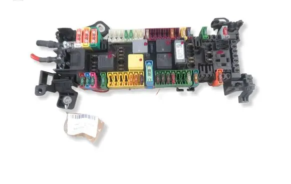 Mercedes-Benz CLA C117 X117 W117 BSM Control unit 2465402714