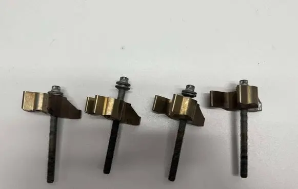 BMW 3 GT F34 Fuel Injector clamp holder 