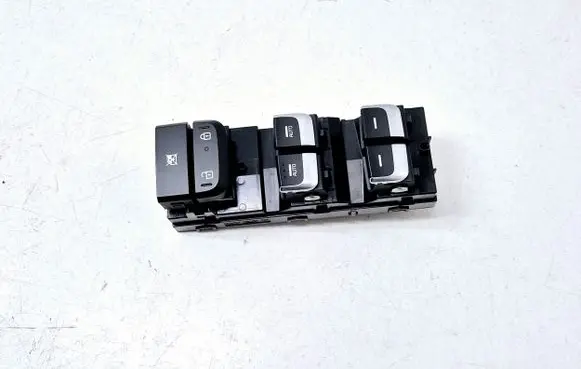 KIA Sportage Electric window control switch 93570F1070