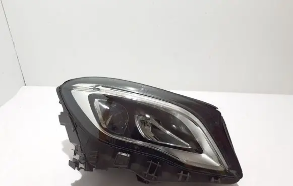 Mercedes-Benz GLA W156 X156 Headlight/headlamp A1569067000