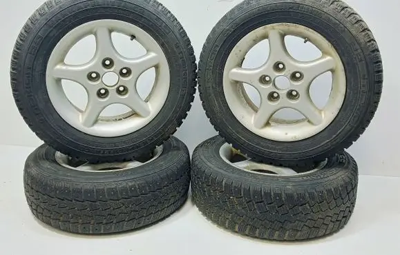 Volkswagen Transporter - Caravelle T4 R15 alloy rim 